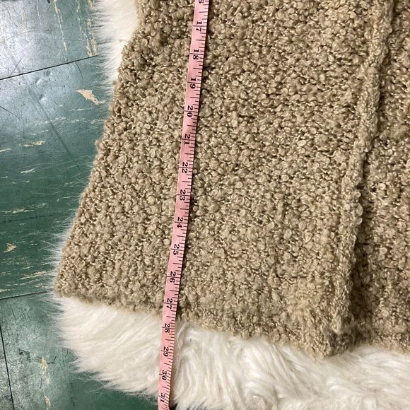 Cheap Monday Zyracuse Sweater Women Sz Small Tan Teddy Boho Chunky Knit Fall - Picture 8 of 9